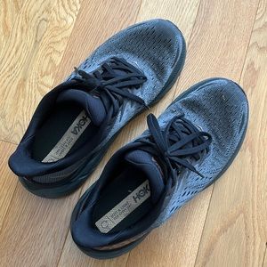 Hoka One One Women’s Clifton 8 Running Athletic Sneakers Black Size 8B.